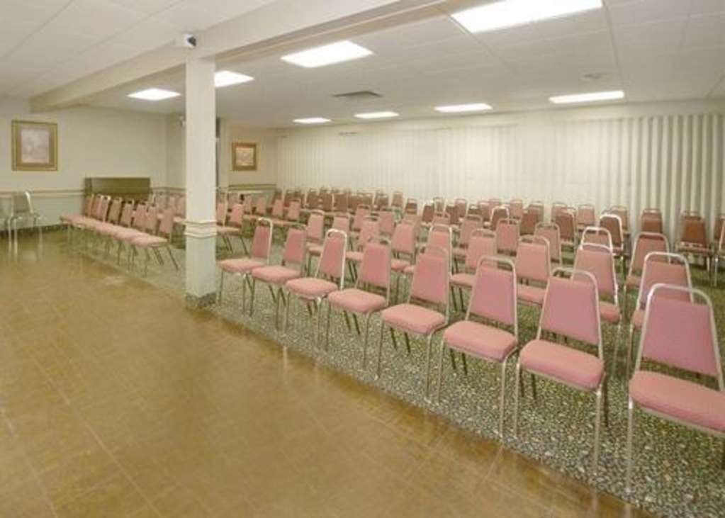 Econo Lodge Corinth Съоръжения снимка